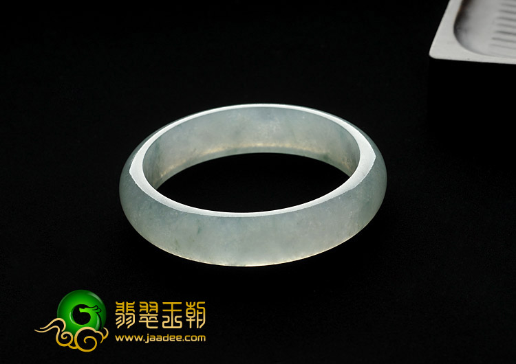 冰种晴水飘花缅甸翡翠A货手镯（56.2mm）