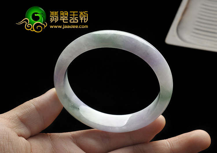 糯冰种春带彩缅甸翡翠A货手镯（58.1mm）