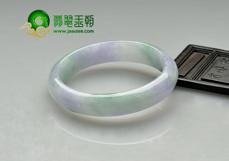 糯冰种春带彩缅甸翡翠A货手镯（58.1mm）