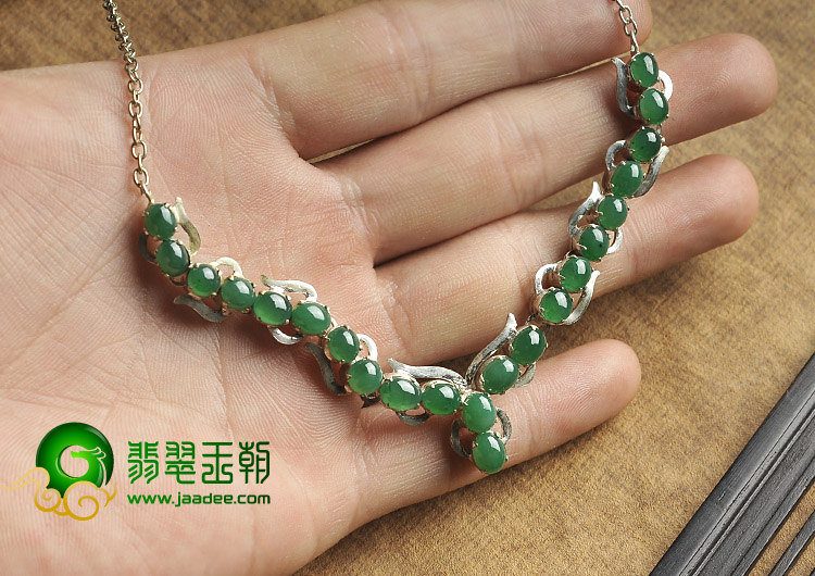 冰种蓝绿缅甸翡翠A货项链面