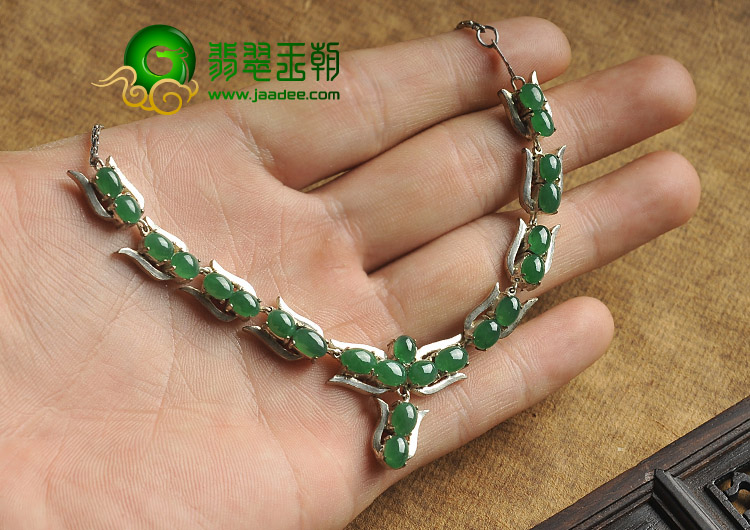 冰种蓝绿缅甸翡翠A货项链面