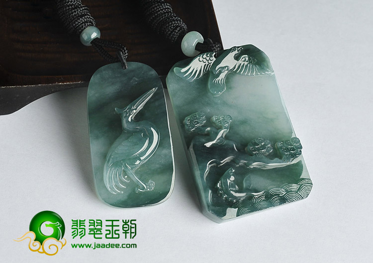 冰种青色缅甸翡翠A货情侣挂件（1对）