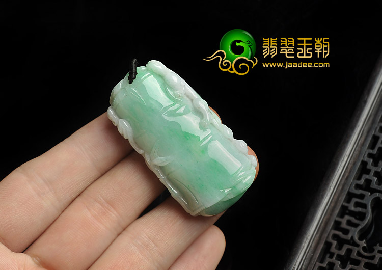 糯冰种飘翠缅甸翡翠A货节节高挂件