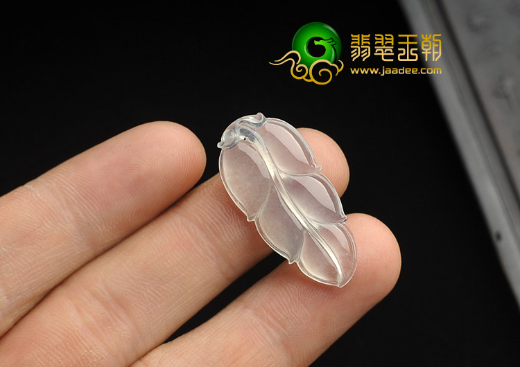 玻璃种缅甸翡翠A货叶子挂件