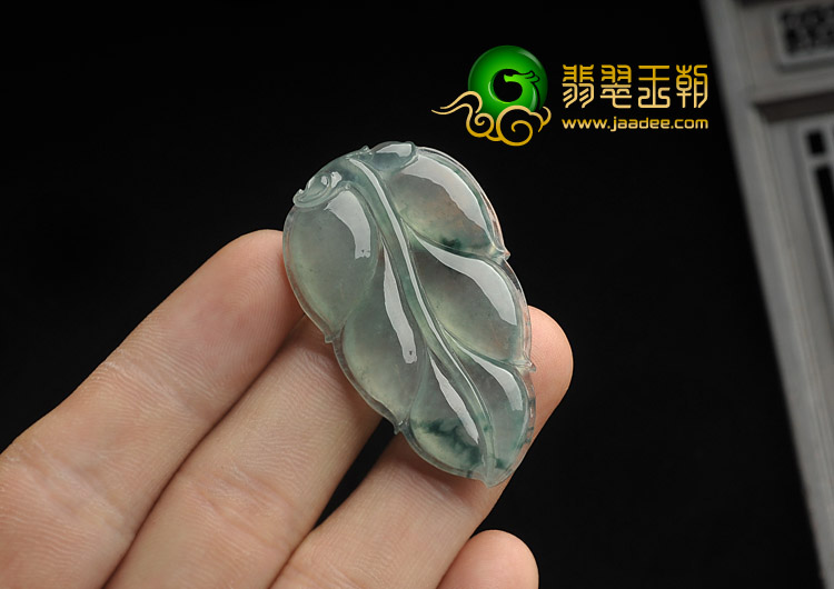 冰种飘花缅甸翡翠A货叶子挂件