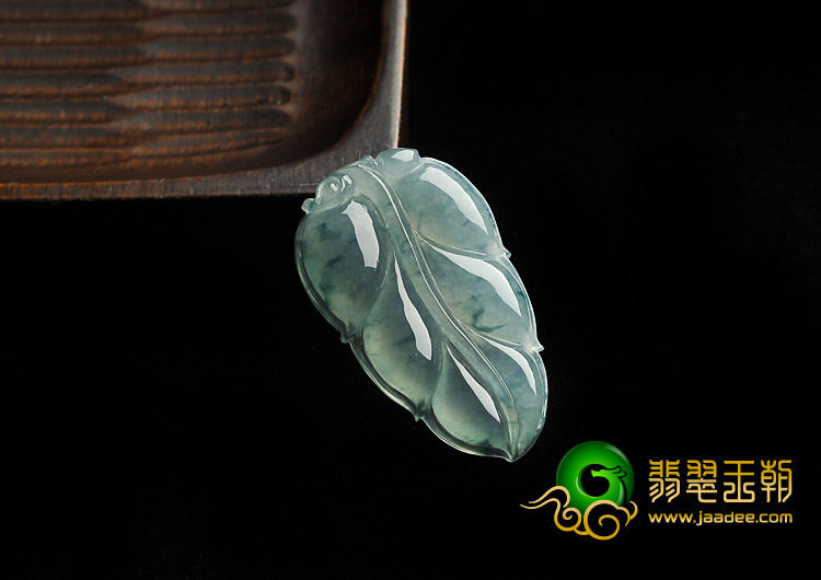 冰种飘花缅甸翡翠A货叶子挂件