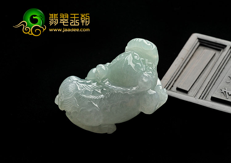 冰种晴水缅甸翡翠A货貔貅挂件