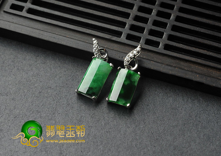 冰种廯加绿缅甸翡翠A货镶银耳坠（水钻）