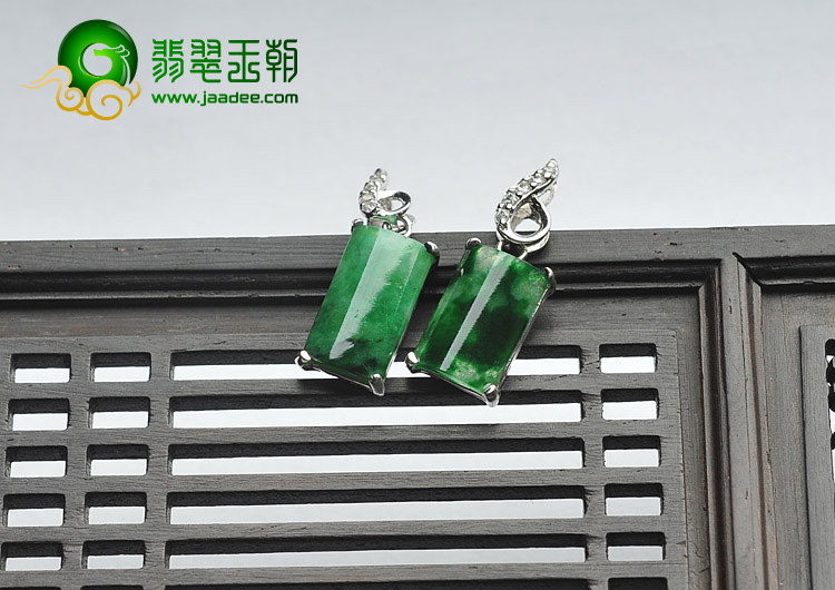 冰种廯加绿缅甸翡翠A货镶银耳坠（水钻）