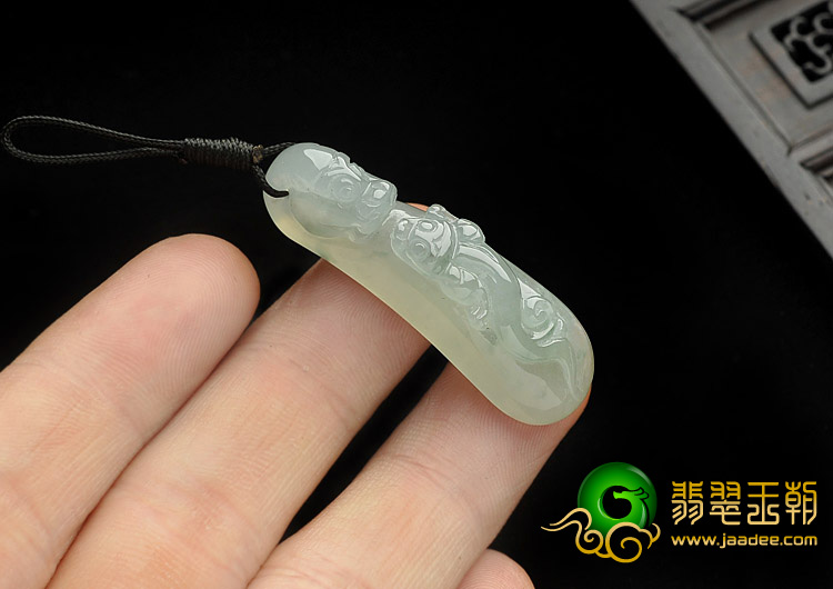 冰种晴水缅甸翡翠A货望子成龙挂件
