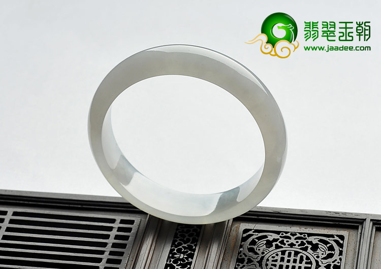 冰种淡晴水缅甸翡翠A货手镯（58.9mm）