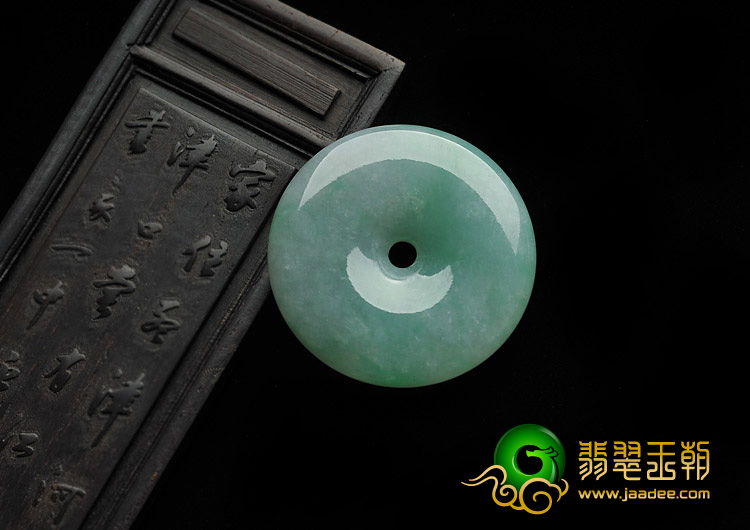 糯冰种飘翠缅甸翡翠A货平安扣挂件