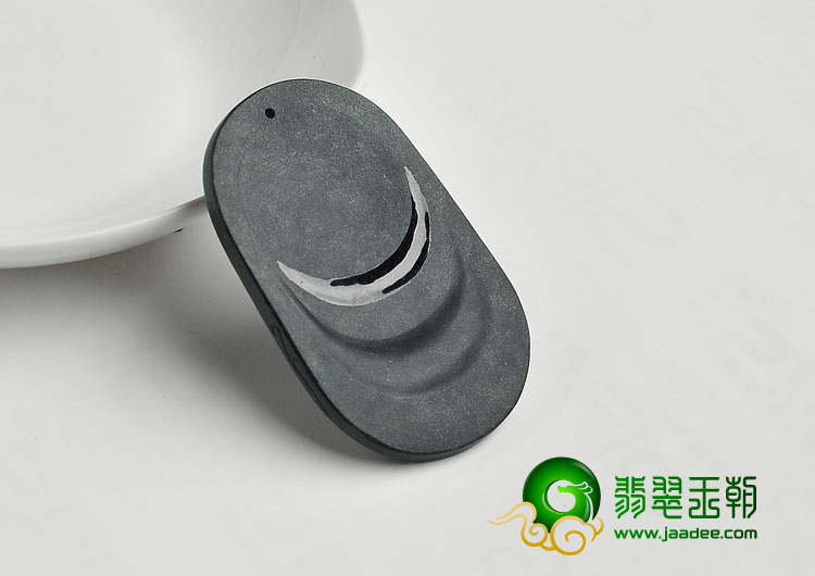 糯冰种墨翠缅甸翡翠A货观音头挂件