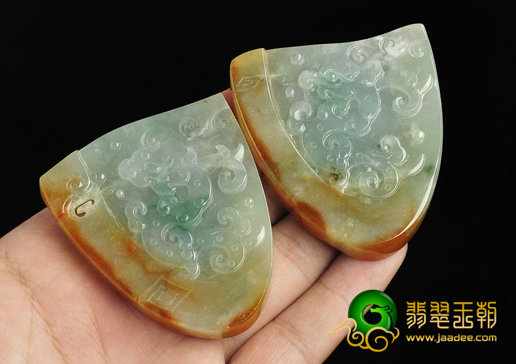 冰种淡三彩缅甸翡翠A货仿古龙牌挂件（单价）