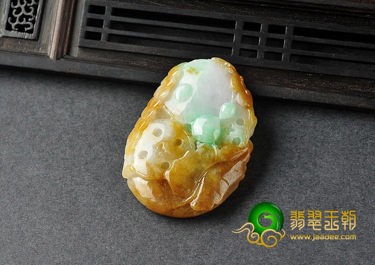 糯冰种三彩缅甸翡翠A货富贵双喜挂件