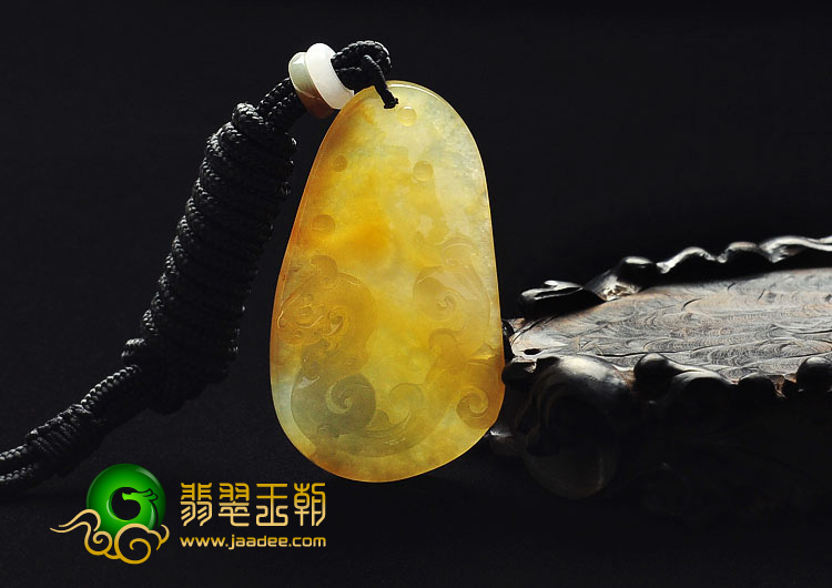 冰种黄翡缅甸翡翠A货仿古龙挂件