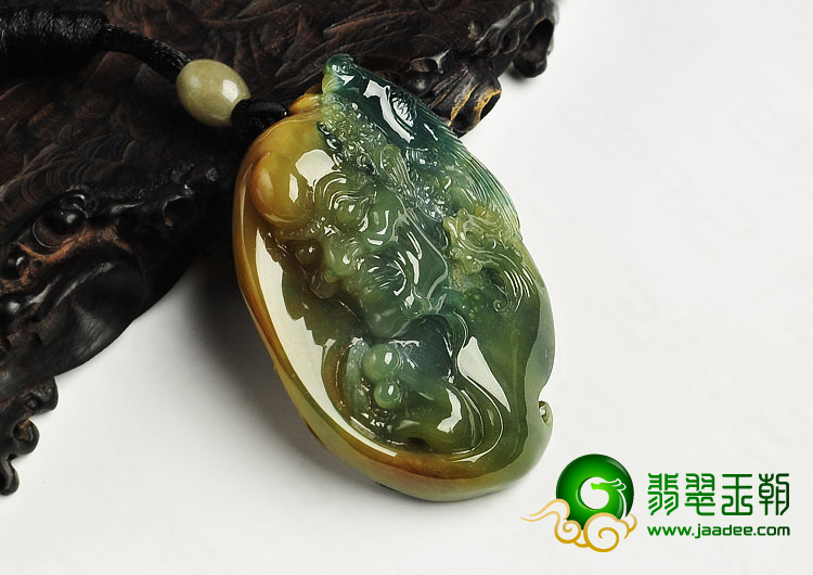 冰种多彩缅甸翡翠A货罗汉头挂件
