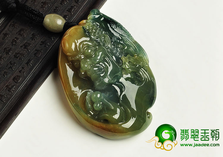 冰种多彩缅甸翡翠A货罗汉头挂件