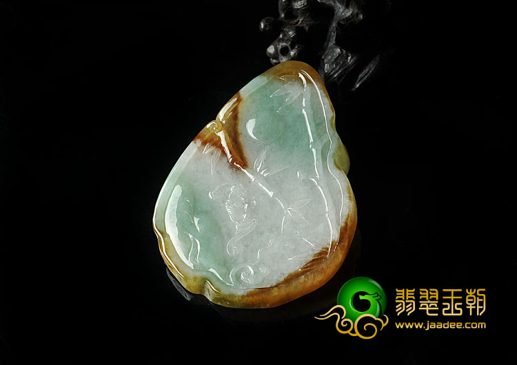 糯冰种三彩缅甸翡翠A货仿古龙牌挂件
