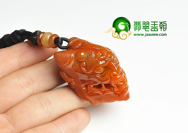 糯冰种红翡缅甸翡翠A货独角兽挂件