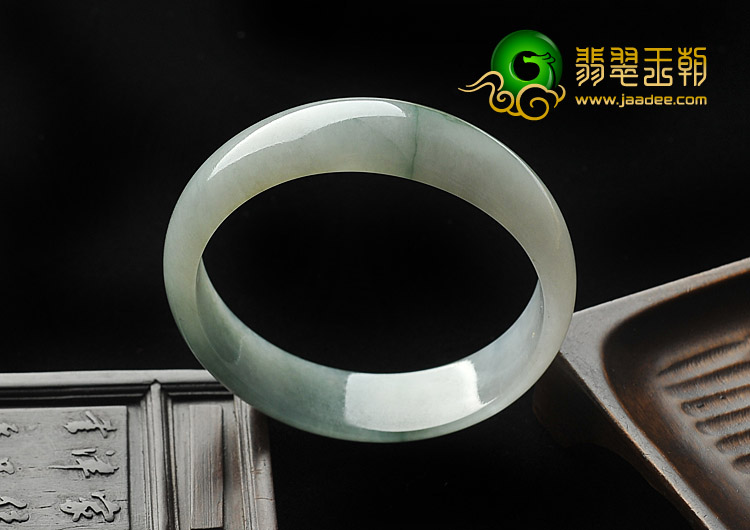 糯冰种飘花缅甸翡翠A货贵妃镯（56mm-51.3mm）