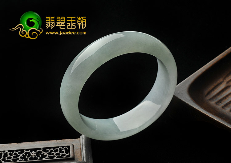 糯冰种晴水缅甸翡翠A货手镯（51.5mm）