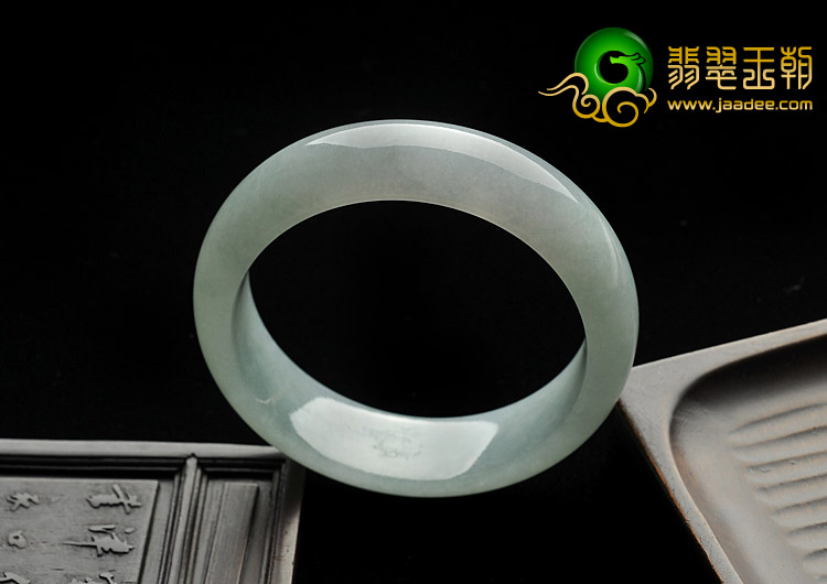 糯冰种晴水缅甸翡翠A货手镯（51.5mm）