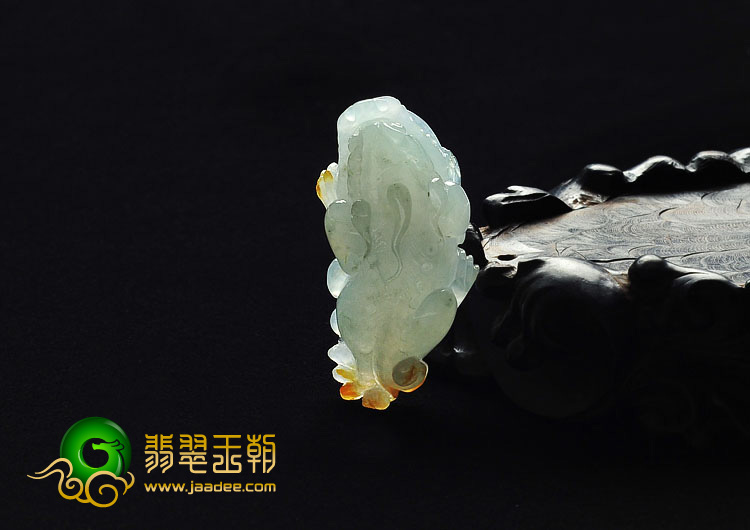 冰种晴水黄翡缅甸翡翠A货貔貅挂件