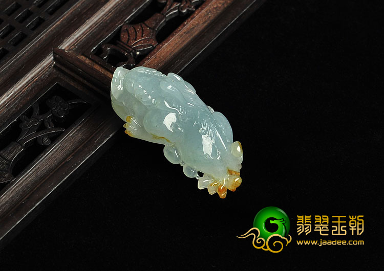 冰种晴水黄翡缅甸翡翠A货貔貅挂件