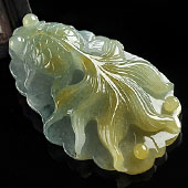 冰种褐黄翡飘花缅甸翡翠A货年年有余挂件