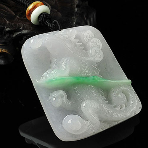 糯冰种白底青缅甸翡翠A货今非昔比挂件