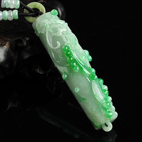 糯冰种飘翠缅甸翡翠A货龙柱挂件