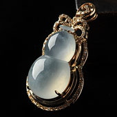 冰玻种缅甸翡翠A货镶玫瑰金葫芦胸坠（真钻）