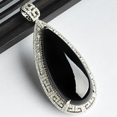 冰种墨翠缅甸翡翠A货镶白金水滴胸坠（真钻）