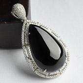 冰种墨翠缅甸翡翠A货镶白金水滴胸坠（真钻）