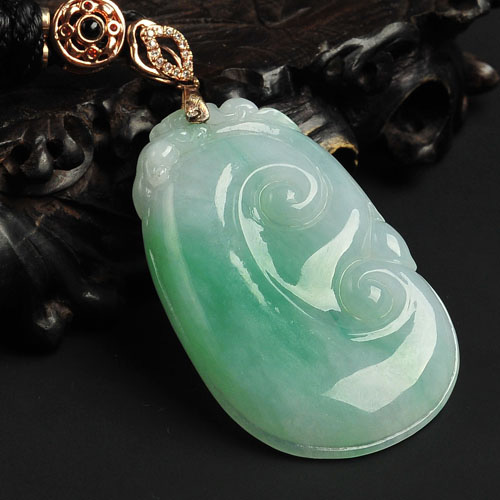 冰种翠色缅甸翡翠A货如意挂件