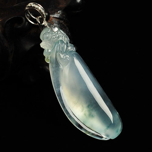 冰种飘花缅甸翡翠A货福瓜挂件