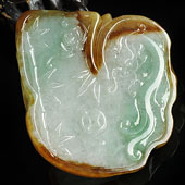 糯冰种三彩缅甸翡翠A货仿古龙牌挂件