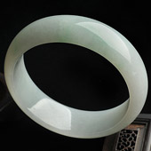 糯冰种略飘翠缅甸翡翠A货手镯（58.8mm）
