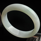 糯冰种略飘翠缅甸翡翠A货手镯（52.2mm）