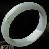 糯冰种晴水缅甸翡翠A货手镯（58mm）