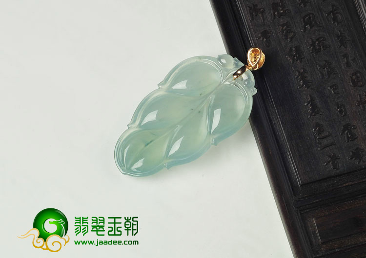 冰种晴水略飘花缅甸翡翠A货叶子挂件