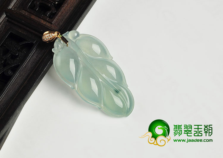 冰种晴水略飘花缅甸翡翠A货叶子挂件