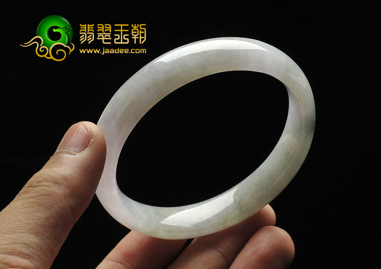 糯冰种淡春略飘花缅甸翡翠A货手镯（58.8mm）