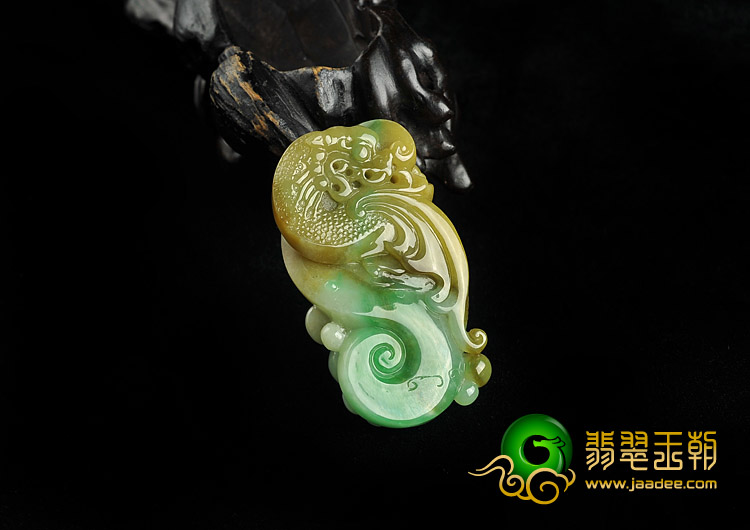 糯冰种黄加绿缅甸翡翠A货龙挂件
