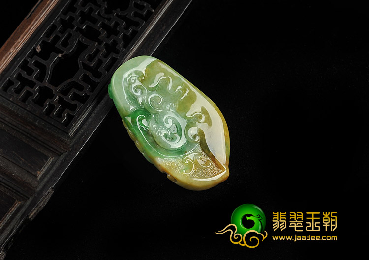 糯冰种黄加绿缅甸翡翠A货龙行如意挂件
