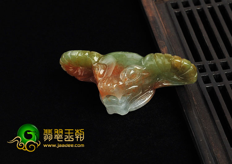 糯冰种褐红翡缅甸翡翠A货牛头挂件