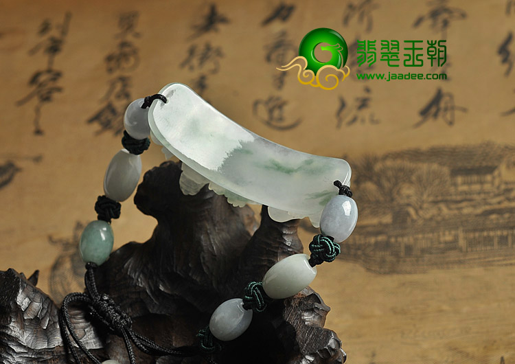 冰种飘花缅甸翡翠A货龙钩手链