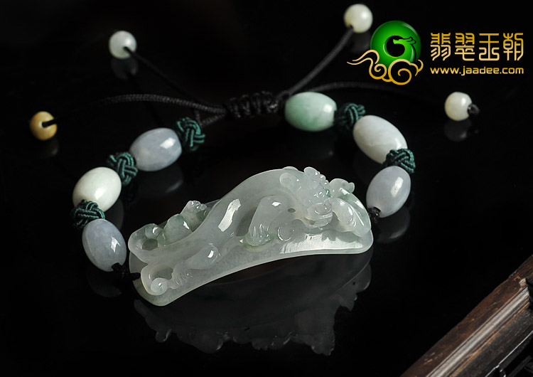 冰种飘花缅甸翡翠A货龙钩手链