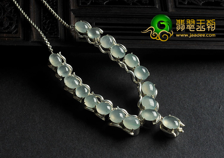冰种晴水缅甸翡翠A货项链面